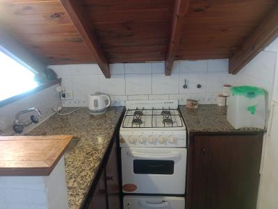 Departamento en alquiler en Ostende. 2 ambientes, 1 baño y capacidad de 1 a 4 personas. A 500 m de la playa